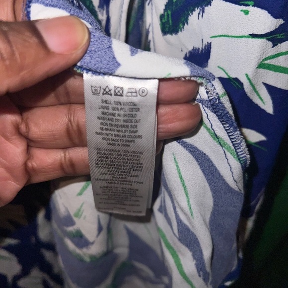 French Connection Floral Blue Wrap Dress size 4 - Picture 9 of 9